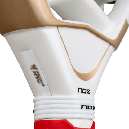 AT10 Luxury Genius 12K Alum XTREM 2026 by Agustín Tapia - hrajpadel.sk